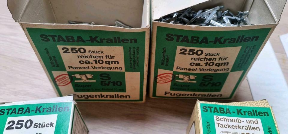 Staba Krallen Reste und. 3 x Metallteile in Braunschweig