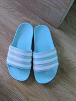 RAR! adidas Adilette Damen Gr. 6 (37,5) NEU hellblau Schleswig-Holstein - Oststeinbek Vorschau