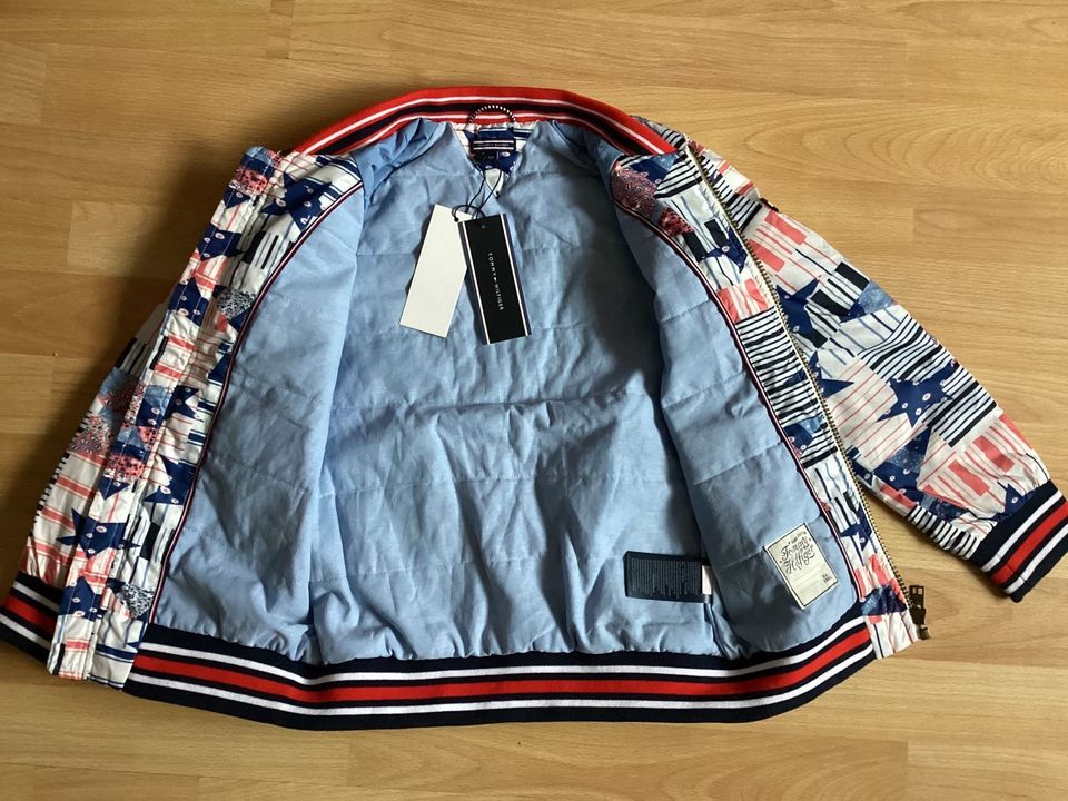 Tommy Hilfiger Übergangsjacke Gr.122 in Ramsen