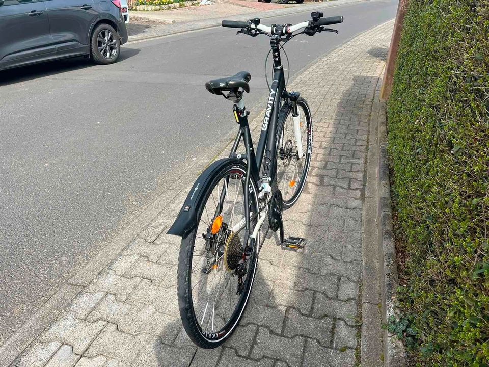 Dynamics Gravity Cross 54cm 28" in Hammersbach