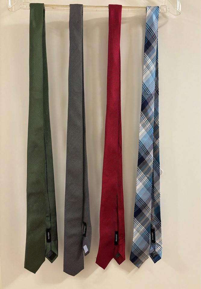 4 Krawatten Eterna grün, grau, rot, blau Seide in Bayern - Neusäß | eBay  Kleinanzeigen ist jetzt Kleinanzeigen