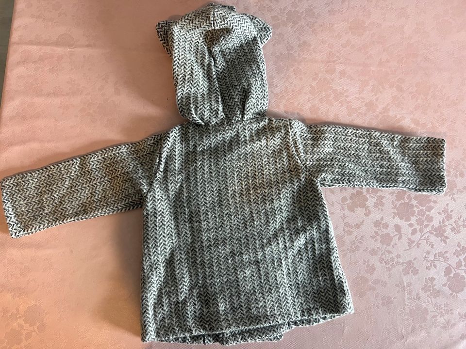 Baby Jacke von Benetton in Frankfurt am Main