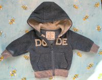 Sweatshirt mit Reißverschluss und Kapuze Gr. 62 Baby Jacke Baden-Württemberg - Schorndorf Vorschau