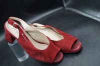 Pierre Cardin Vintage Schuhe Gr. 42 rot Damenschuhe Wildleder Nordrhein-Westfalen - Solingen Vorschau