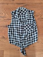 Schwarz weiße Bluse Gr. 170  S h&m ärmellos Binden vorne Hessen - Flieden Vorschau