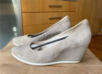 Högl  • Gr 40 • beige • Leder • Keilabsatz • wie neu Bremen - Vegesack Vorschau