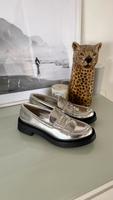 Silberne Budapester Schuhe slipper Ballerina Silber schwarz Zara Bayern - Wendelstein Vorschau