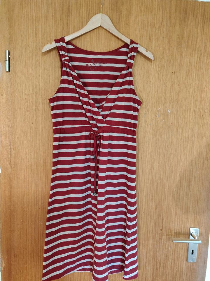 Sommerkleid, rot, weiß gestreift in Bochum