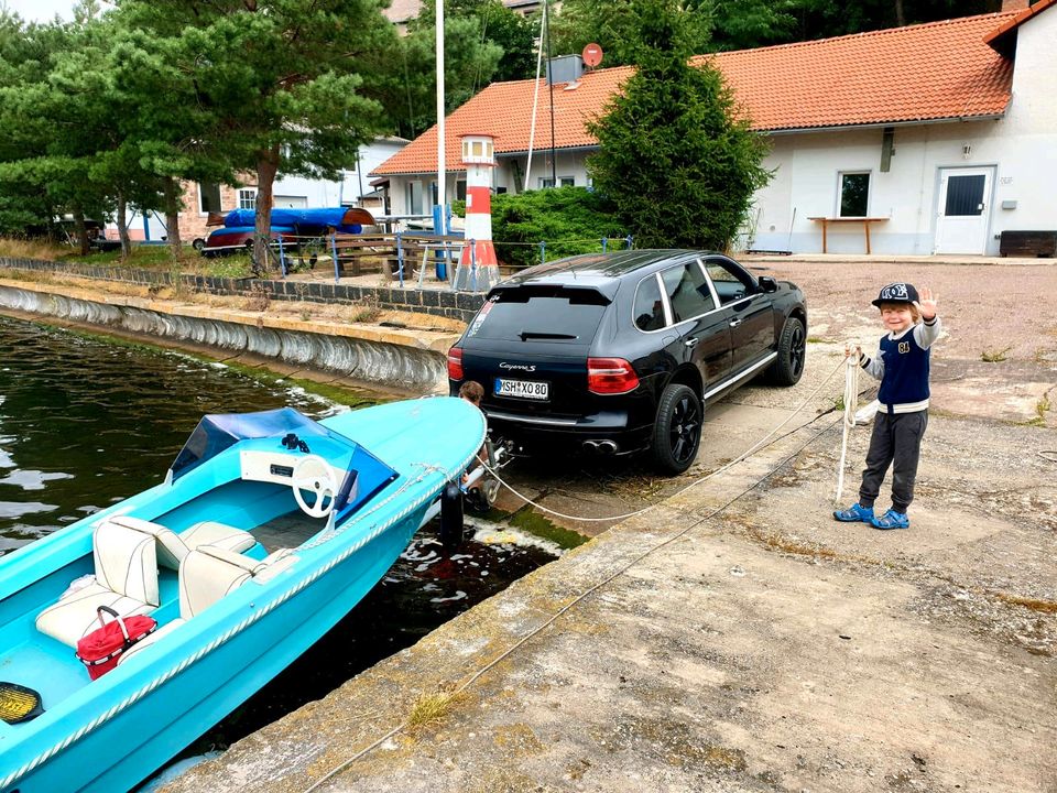 Sportboot Rocca inklusive E Antrieb und Trailer in Aseleben