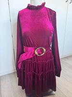 Vero Moda S Kleid Samt Kord Look rot mit Gürtel 36 retro Look Nordrhein-Westfalen - Bad Salzuflen Vorschau