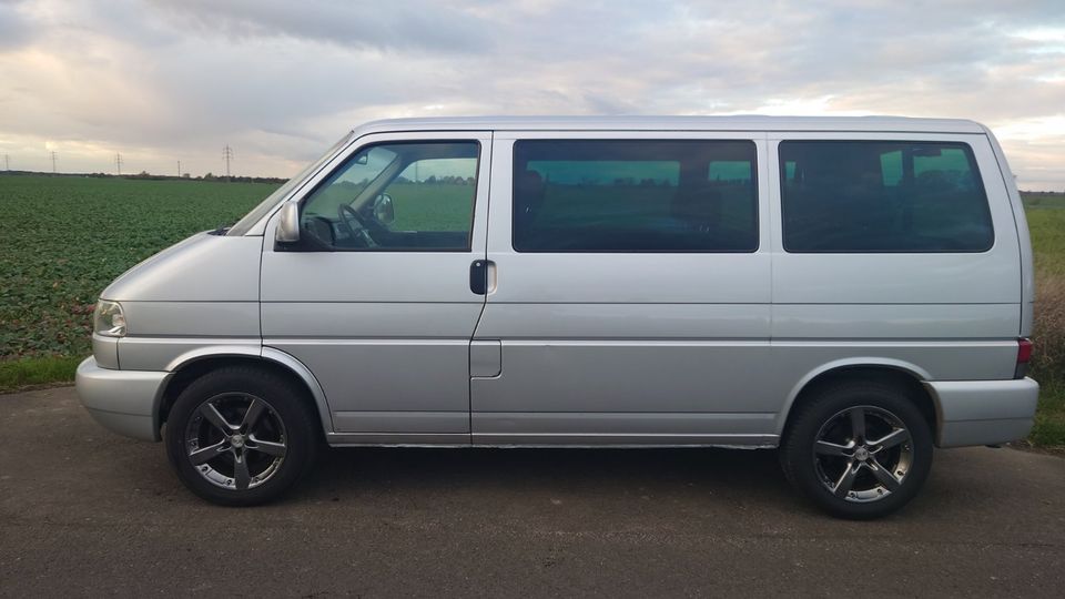 T4 Caravelle 2.5 TDI TÜV Neu in Neuruppin