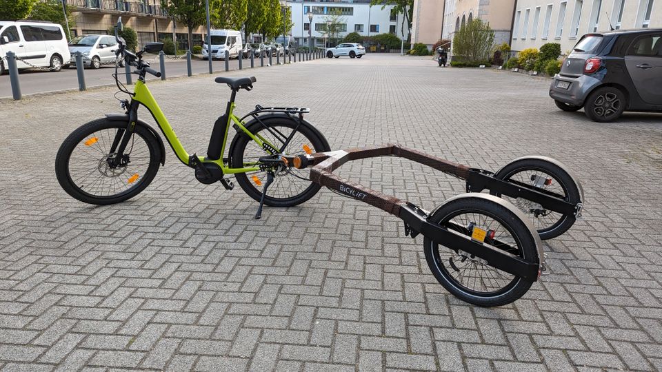 NEU: e-Lastenrad: Elektro Fahrrad + Lasten-Anhänger + Flightcase in Berlin