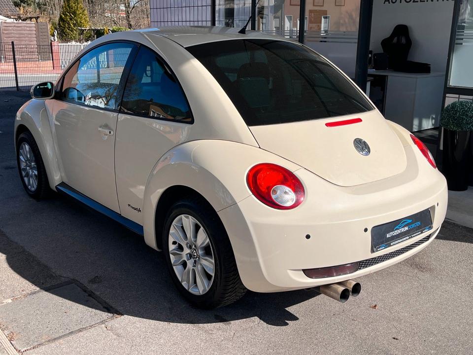 Volkswagen Beetle FACELIFT Limo 2.0l AUTOMATIK/TEMPOMAT/SHZ in Dorsten