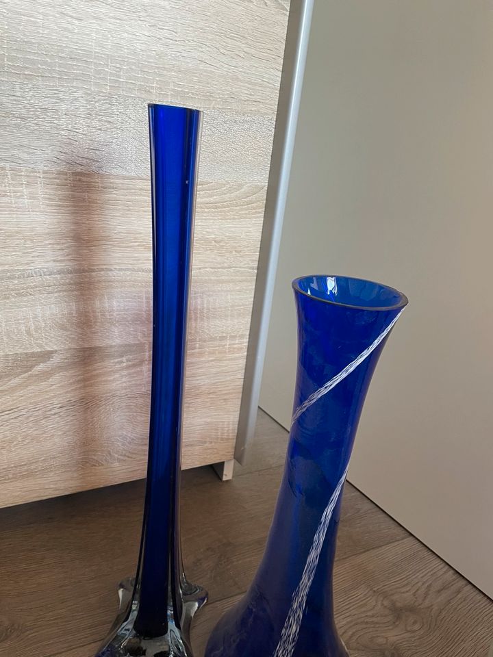 Glasvasen blau in Obertraubling