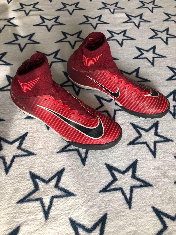 Nike/ Fußballschuhe/ Multinocken/ Größe 36,5 in Mecklenburg-Vorpommern -  Neubrandenburg | Gebrauchte Kinderschuhe Größe 36 kaufen | eBay  Kleinanzeigen ist jetzt Kleinanzeigen