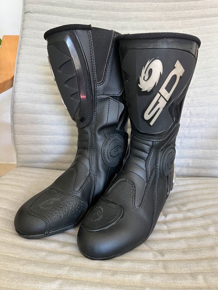 SIDI Motorradstiefel Damen Größe 37/38 in Konstanz