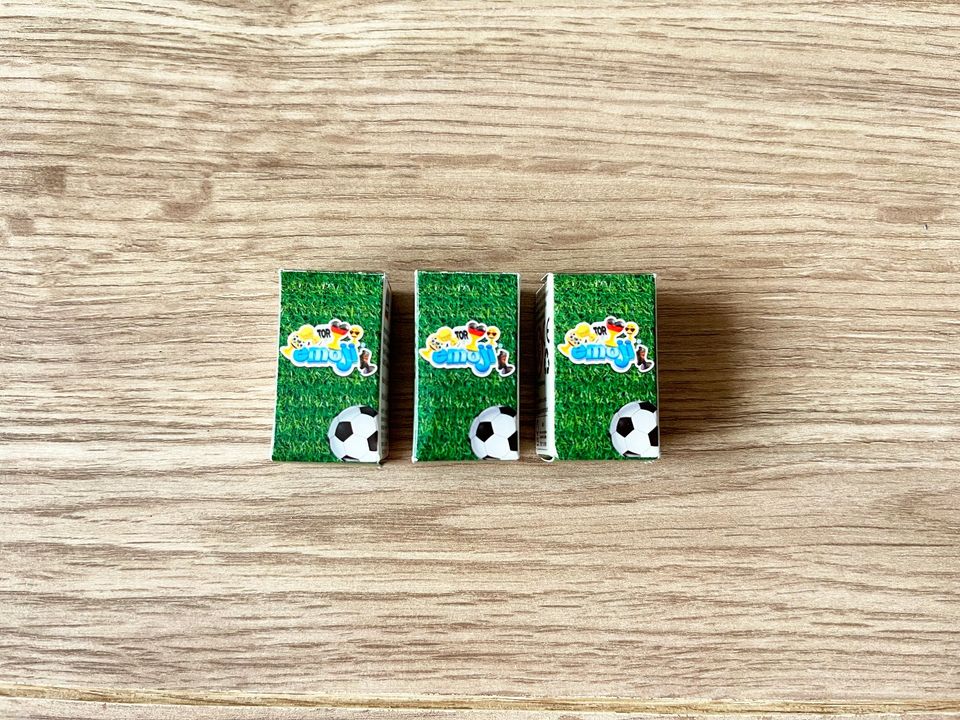 Sammelfiguren Stikeez - Fußball,Tiere,Monster,Obst&Gemüse Emoji in Erkelenz