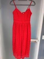 Amisu Spitzenkleid Midikleid Trägerkleid Gr.38 neu Elberfeld - Elberfeld-West Vorschau