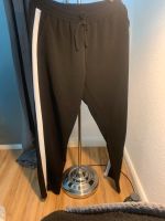 Jogginghose elegant schwarz weiß Berlin - Wilmersdorf Vorschau