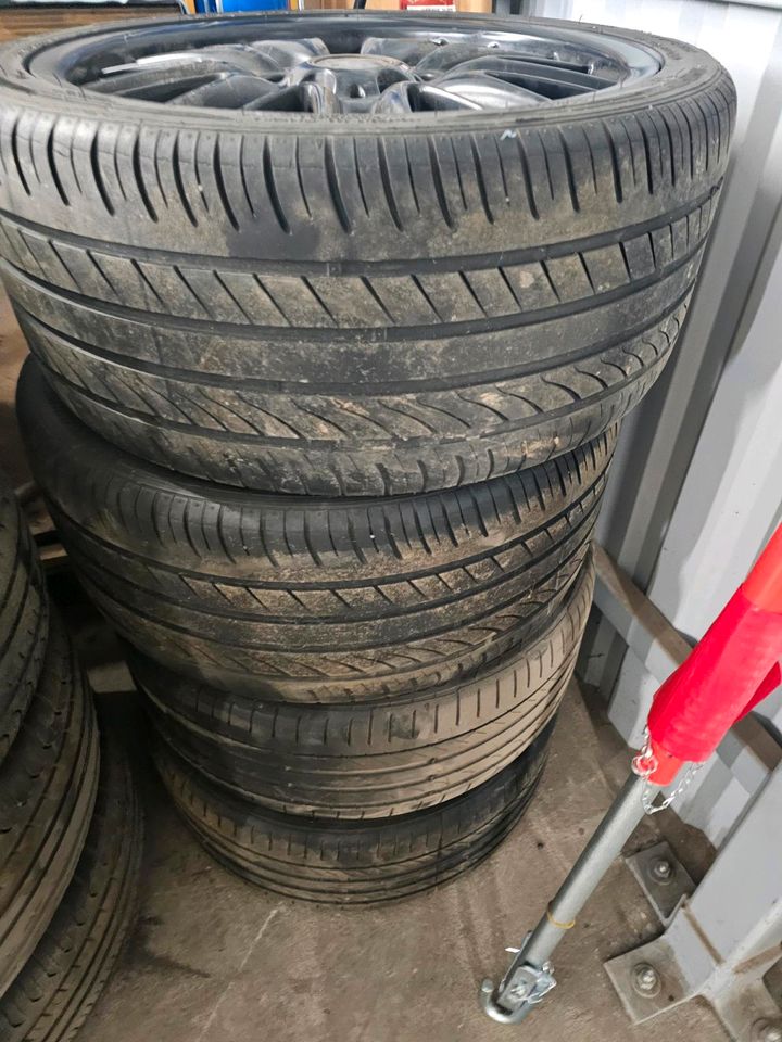 18 Zoll BMW M-Felgen / 225/40 und 255/35R18 in Weißensee