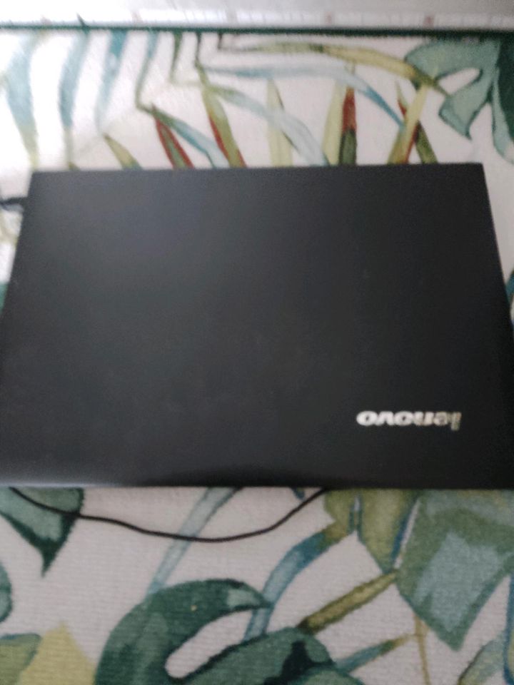 Laptop Lenovo in Eschershausen