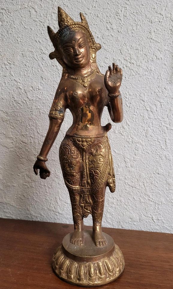 Tara indische Göttin Messing Figur Vintage Buddhismus Indien in Merchweiler