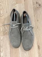 Prada  Desert Boots aus Wildleder im eleganten grau Bonn - Bonn-Zentrum Vorschau
