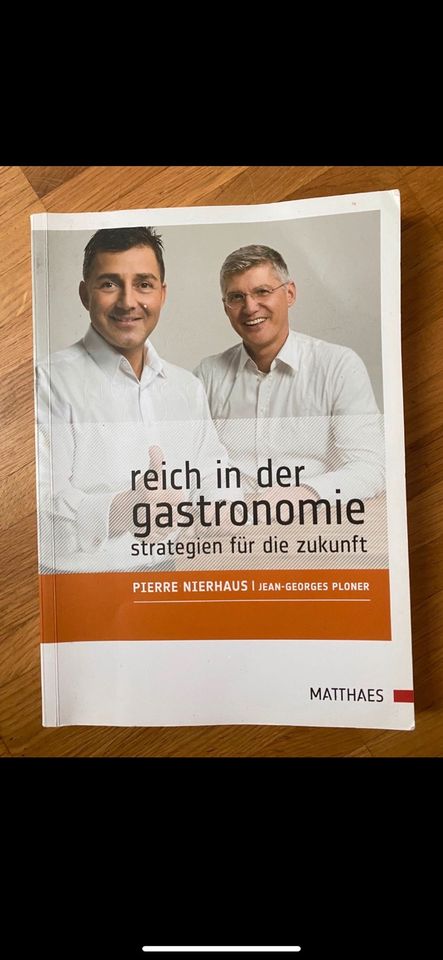 Neues Buch „Reich in der Gastronomie“ zu verkaufen in Duisburg