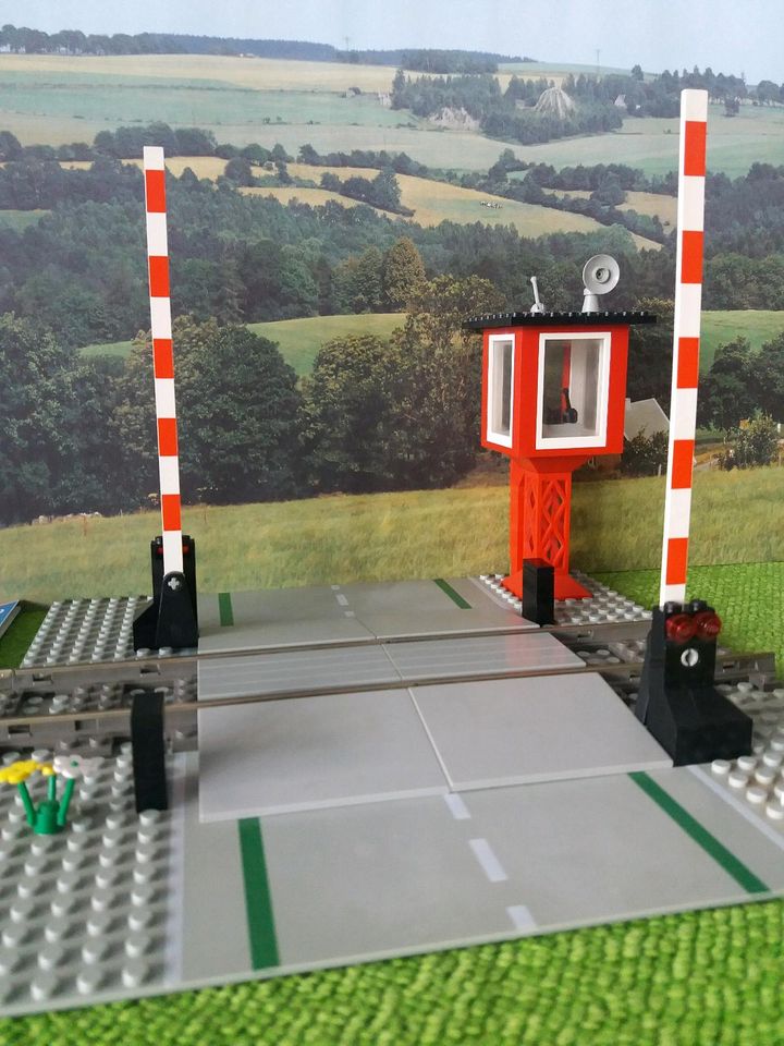 Lego Eisenbahn 9V 4539 Bahnübergang Schranke Gleisquerung in Leipzig