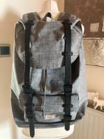 Herschel Rucksack Little America Laptop top Zustand Nordrhein-Westfalen - Lemgo Vorschau