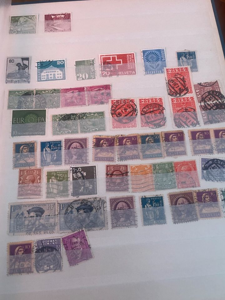 Alte Wertvolle Briefmarken in Bruchköbel