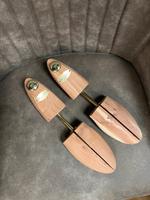 WOODLORE Schuhspanner 50€ Zedernholz Herren Schuhe 45-46 santoni Hamburg-Nord - Hamburg Uhlenhorst Vorschau