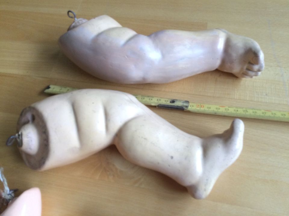 Konvolut Masse Puppenkörper, Teile antik in Rückersdorf