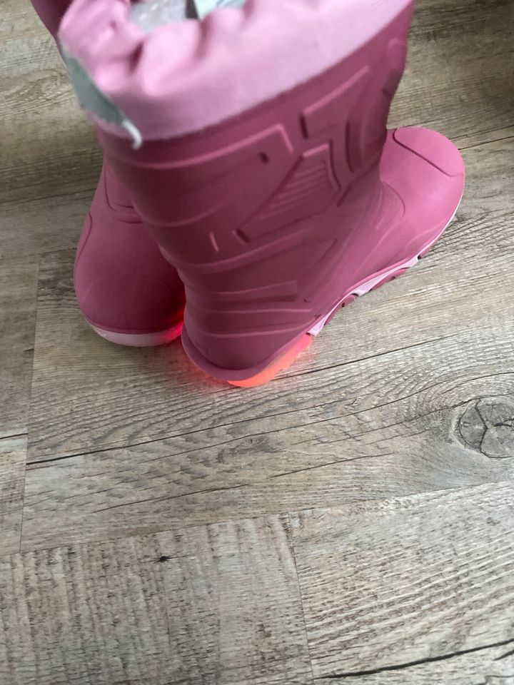 Gummistiefel mit Lichteffekt in Rimpar