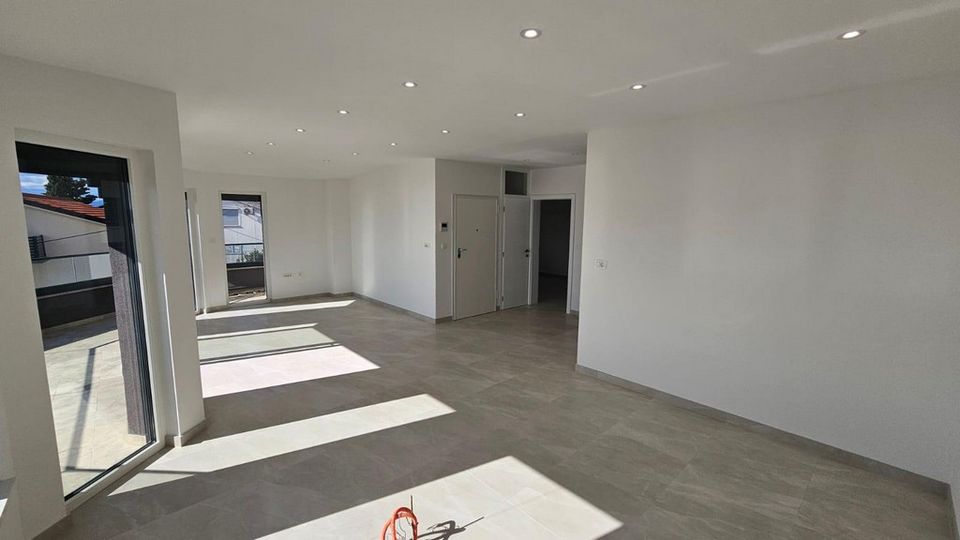 Kroatien, Kvarner Bucht, Crikvenica: Neubau Appartement mit Meerblick - Immobilie A3238 in Rosenheim