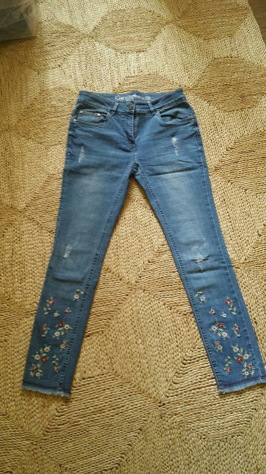 Jeans slim Blumen Stickerei blau in Großhansdorf