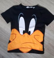 T-Shirt von H&M Looney Tunes Daffy Duck Gr. 110 116 4-6 Jahre Berlin - Lichterfelde Vorschau