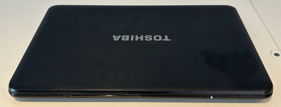 Thoshiba Satellite C850-1DH - i3 2,2Ghz/15,6"/16 GB/500 GB SSD in Rotenburg (Wümme)