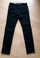 Schwarze Jogdenim Hose von here + there Gr. 176 Hamburg - Bergedorf Vorschau