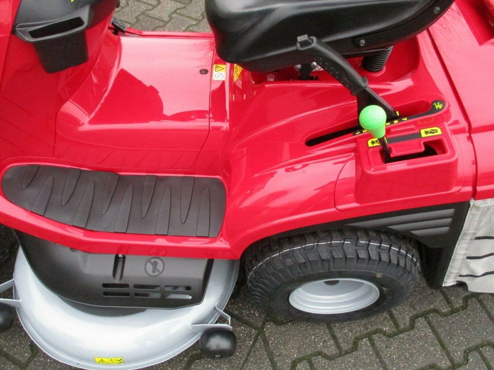 HONDA HF 2625 HM Rasentraktor Aufsitzmäher 860353 Schnittb.122 cm in Beelen