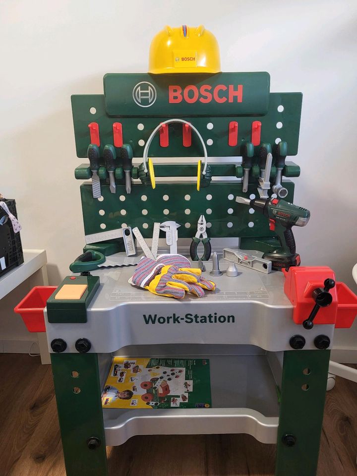 Bosch Werkbank Kinder in Oberhausen