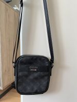 Guess kleine Tasche Hessen - Offenbach Vorschau