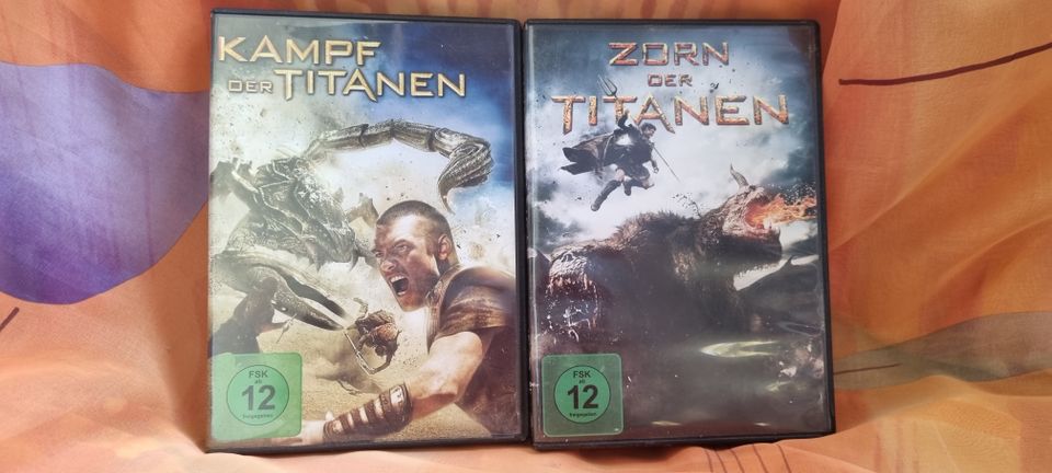 2 DVDs Kampf der Titanen und Zorn der Titanen in München