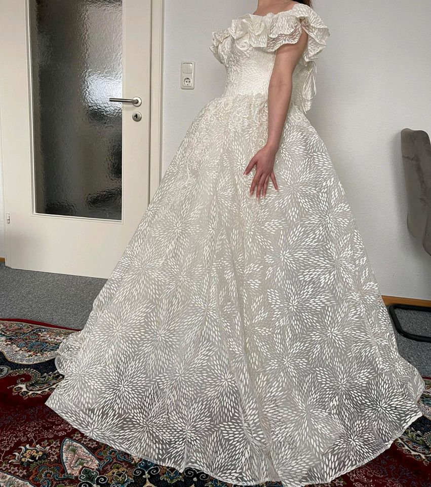 Türkisch iranisches Brautkleid und Abendkleid in Augsburg