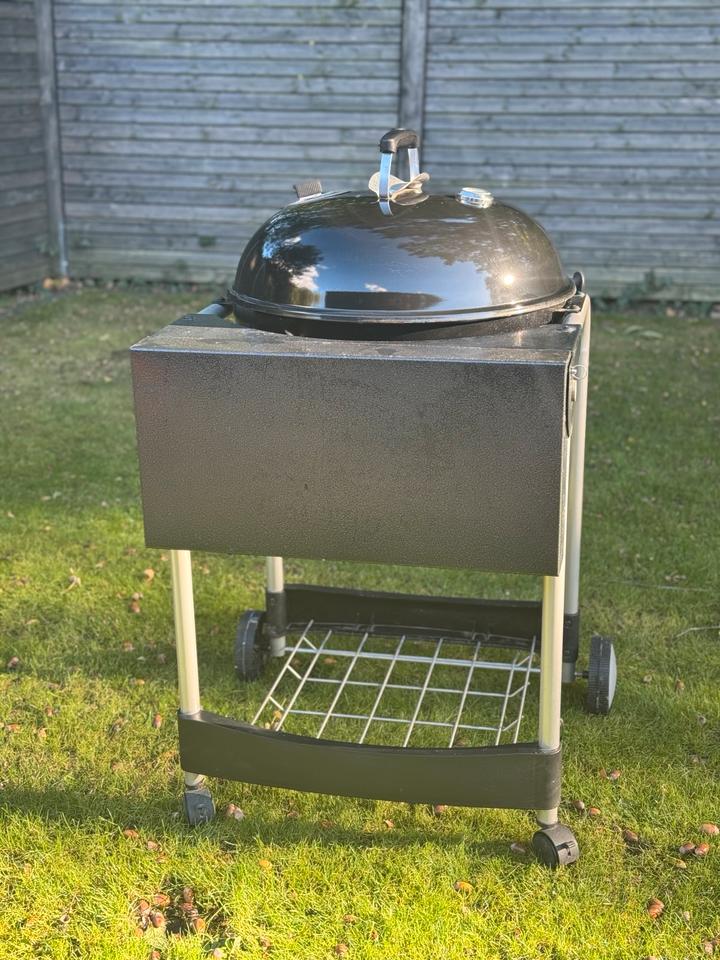 Weber Grill Performer GBS 57 cm black schwarz + Abdeckhaube neu in Wolfsburg