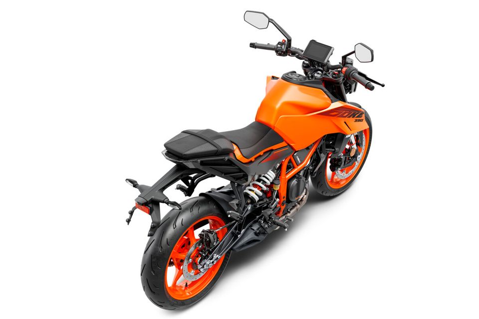 KTM 390 Duke Modell 2024 Neufahrzeug in Habach