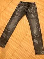 HERRLICHER Jeans GINA SLIM grau m. weißen Muster Gr 27/32 Bayern - Velden Vorschau
