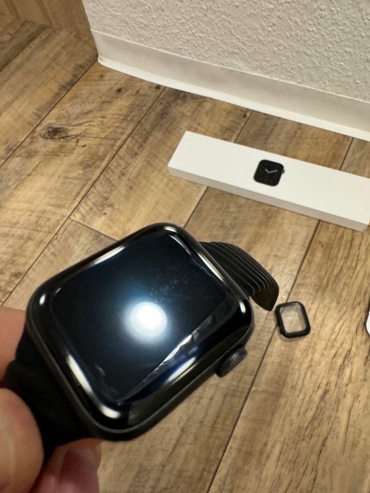 Apple Watch 6 40mm GPS Version in Kamenz