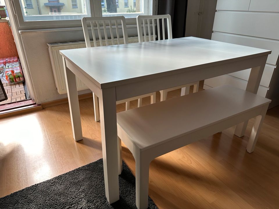 Esstisch Tisch mit Stühle in Berlin