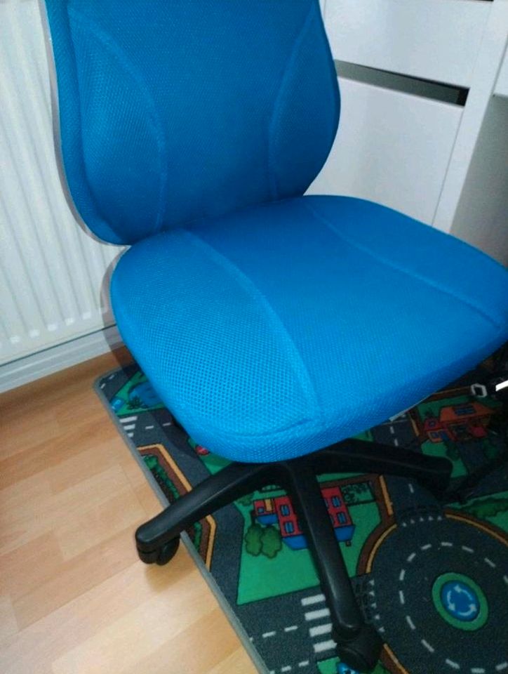 tausche Schreibtischstuhl blau Stuhl in Schopfheim